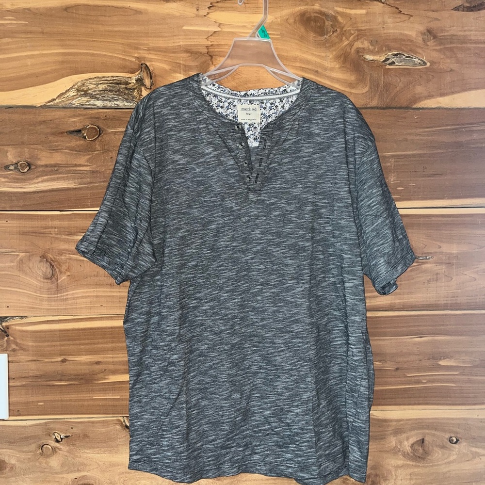 Gray Short Sleeve Tee with Textured Fabric